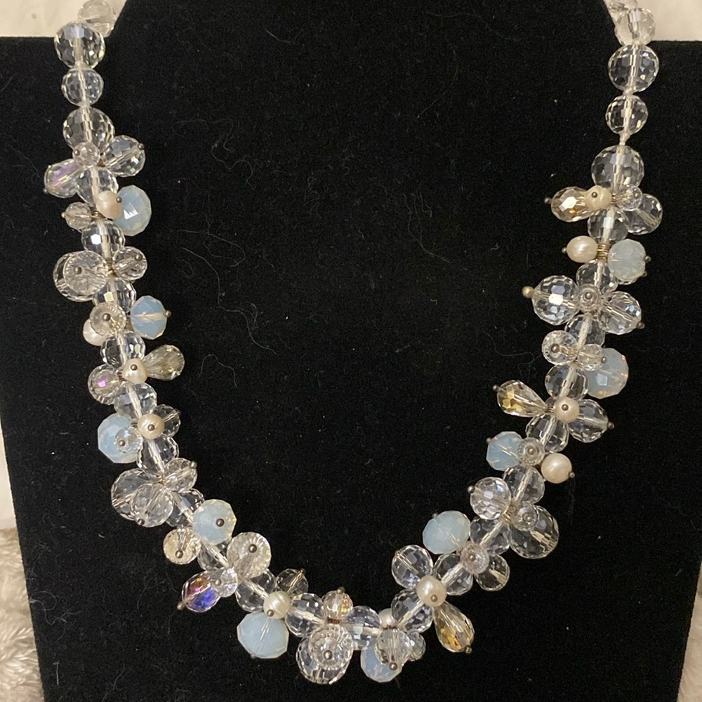 Clear & Opaline Faceted Glass Freshwater Pearl Necklace (20")